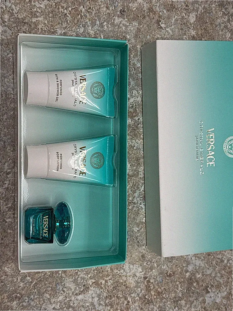 NEW Versace Crystal Emerald 3-Piece Gift Set Perfume 5ml Lotion Shower Gel Women