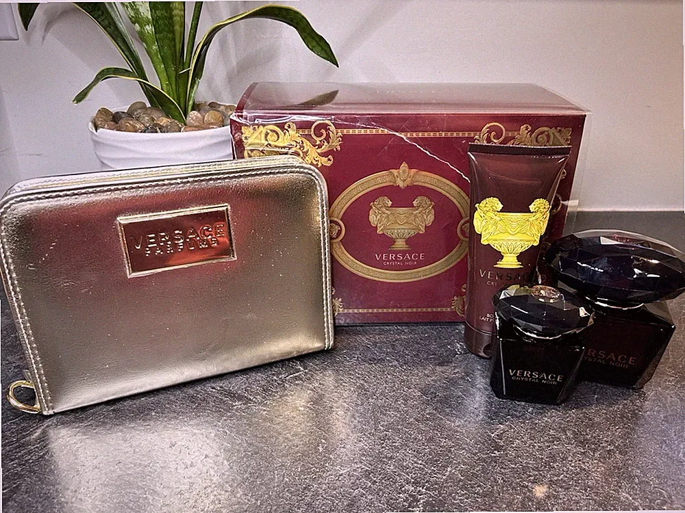 Versace CRYSTAL NOIR Womens Gift Set 3 oz + 1 oz EDT Spray Perfume & Body Lotion