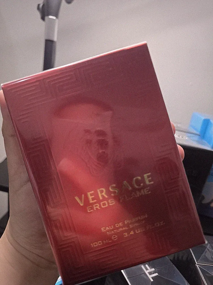 Versace Eros Flame Eau de Parfum Spray 100 ml / 3.4 fl oz