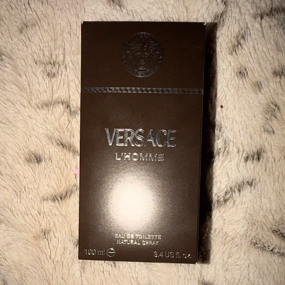 Versace L'Homme Eau de Toilette Spray 100 ml / 3.4 US fl. oz Men's Fragrance